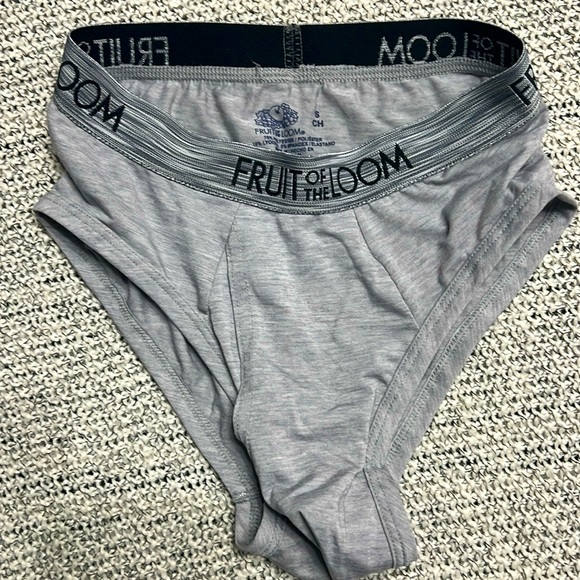 Fruit of the loom briefs - Picture 1 of 4